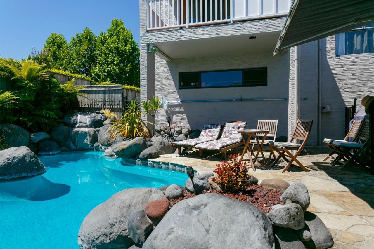 Baycrest Thermal Lodge Taupo Exterior photo