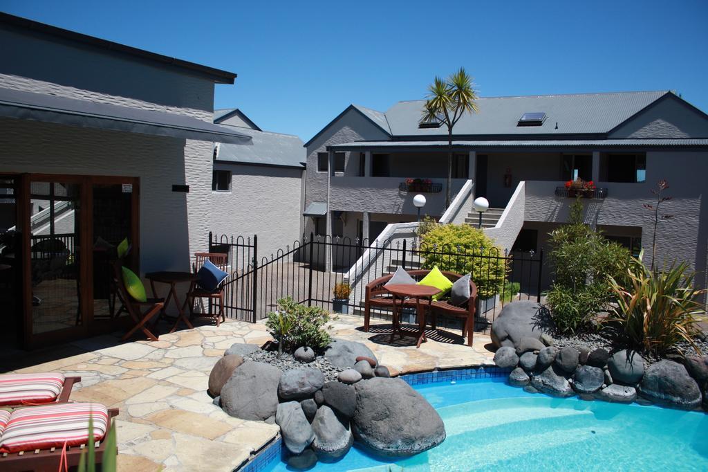 Baycrest Thermal Lodge Taupo Exterior photo
