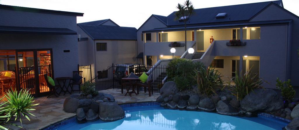 Baycrest Thermal Lodge Taupo Exterior photo