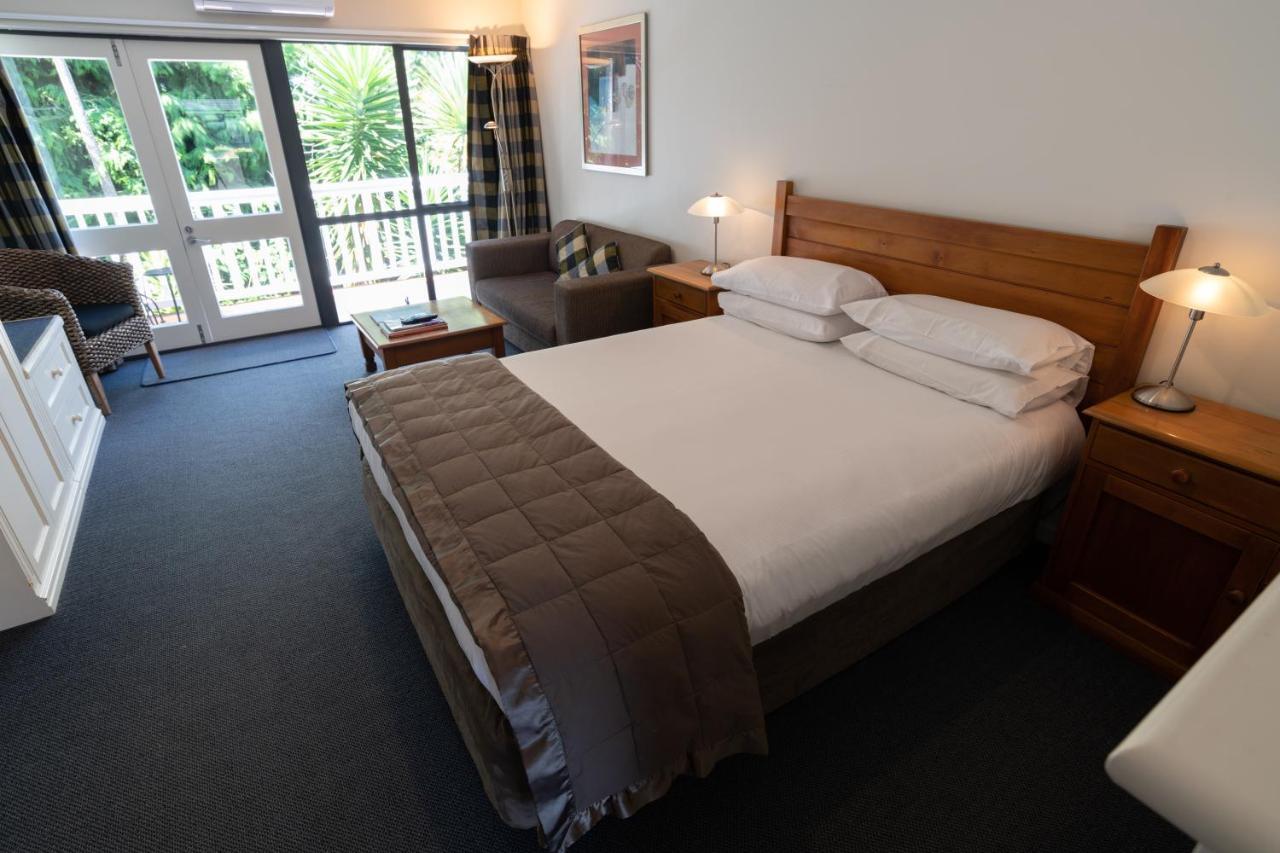 Baycrest Thermal Lodge Taupo Exterior photo